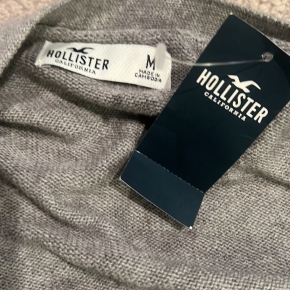 Hollister Button up sweater - Picture 2 of 3
